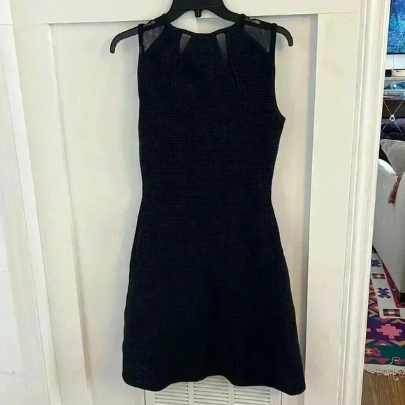 Yigal Azrouel waffle Fit and Flare mesh dress Medium - Picture 5 of 7